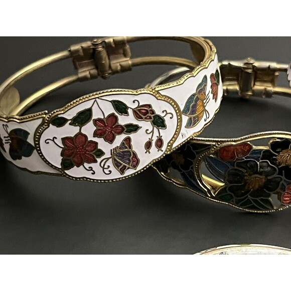 Vintage Lot Of 19 Cloisonné Jewelry Lot Bracelets Bangles Necklaces Pendant, etc - Picture 12 of 16